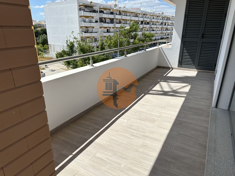 Apartment 3 bedrooms Quelfes Olhão - solar panels, equipped, double glazing, 2nd floor, balcony, kitchen, boiler