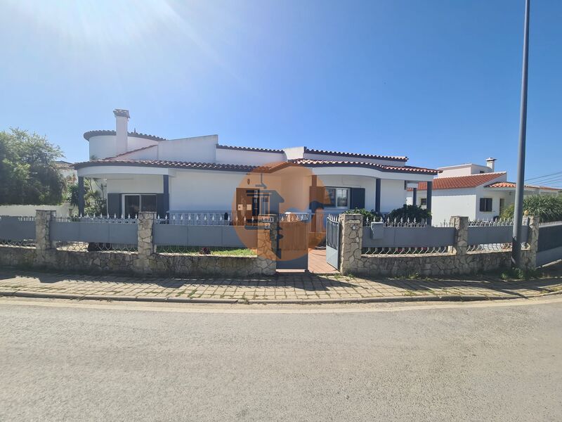 House Renovated excellent condition V3+2 Olhão - air conditioning, central heating