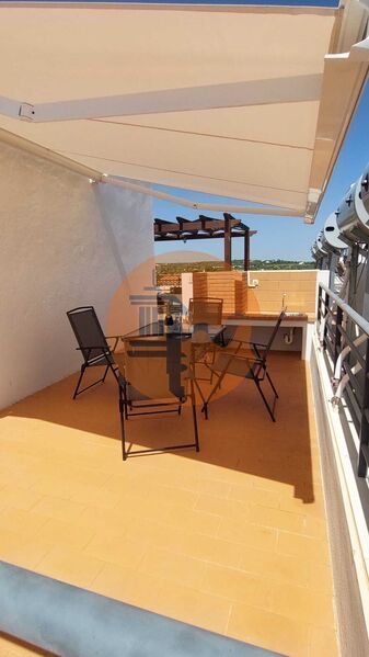 Apartment spacious T2 Olhão - furnished, marquee, barbecue, store room, floating floor, solar panels, parking space, garage, double glazing