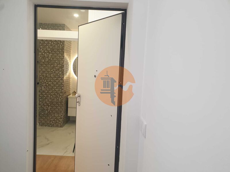 Apartment T2 São Vicente de Fora Lisboa - , ,