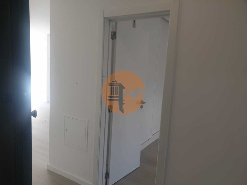 Apartment T2 Benfica Lisboa - , ,