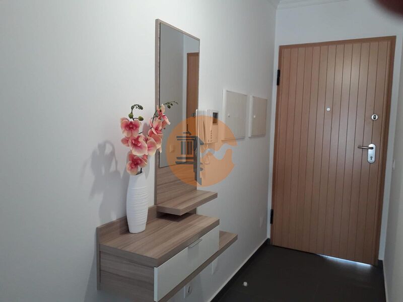 Apartamento T2 Vila Real de Santo António - varandas, piscina, parqueamento, bbq, jardim, ar condicionado