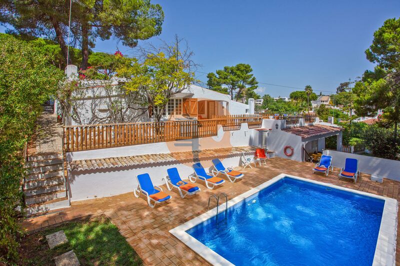 House 4 bedrooms Branqueira Albufeira - air conditioning, barbecue, terrace, garden, fireplace, swimming pool