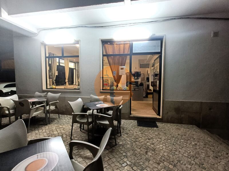 Coffee shop As new Quelfes Olhão - great location, kitchen, esplanade