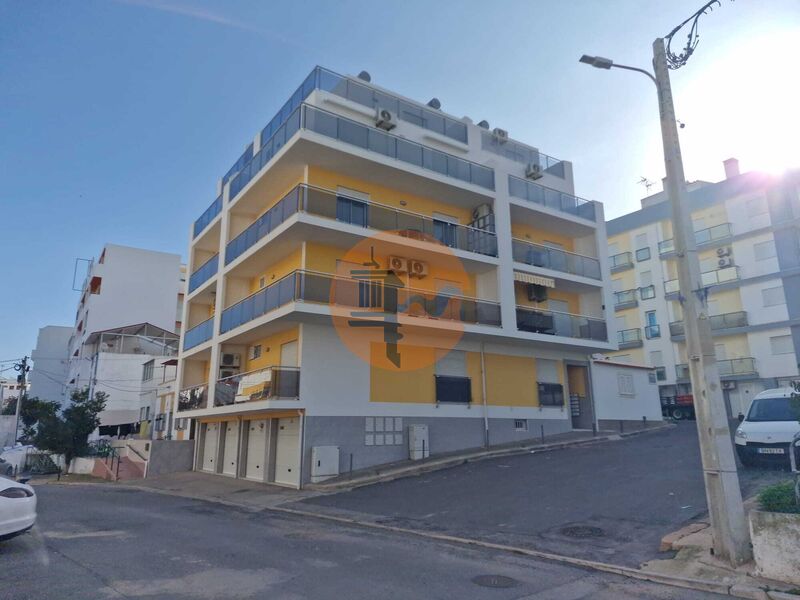 Apartamento T1 em excelente estado Monte Gordo Vila Real de Santo António - arrecadação, cozinha equipada, terraço