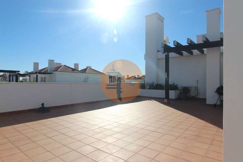 Apartamento novo em excelente estado T1 Cabanas Tavira - arrecadação, terraço, equipado, varanda, mobilado, ar condicionado, cozinha equipada