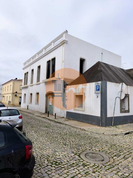 Building Vila Real de Santo António