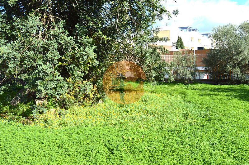 Land Urban with 564sqm Tavira - water, electricity