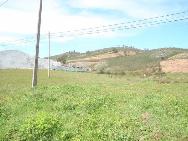 Plot nieuw with 10000sqm Monte Ruivo Alte Loulé - water, mains water, easy access, electricity