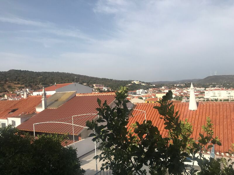House 5 bedrooms in the center Messines São Bartolomeu de Messines Silves - terrace, countryside view, fireplace, excellent location, garage, terraces