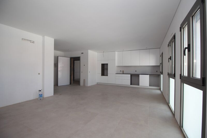 апартаменты новые в процессе строительства T3 Pêra Silves - система кондиционирования, гараж, бассейн, солнечные панели