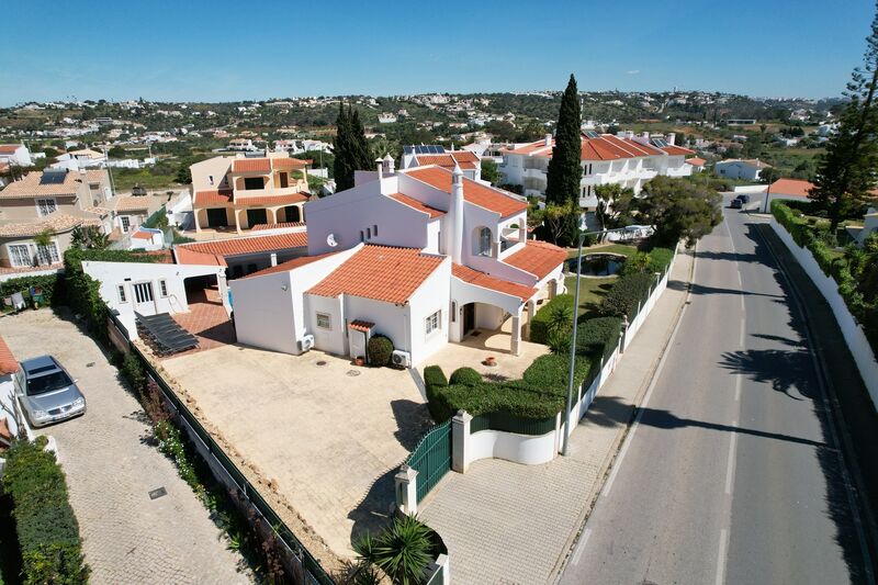 House V4 Renovated Sesmarias Albufeira - air conditioning, garage, balconies, store room, garden, balcony, swimming pool