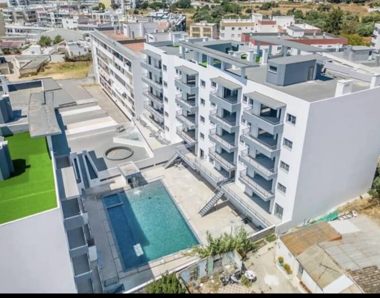 Apartment T4 uusi Peares Quelfes Olhão