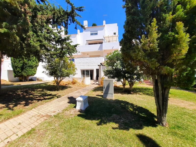 Apartment for remodeling T3 Alporchinhos Porches Lagoa (Algarve) - swimming pool, air conditioning, tennis court, terrace, gardens, double glazing