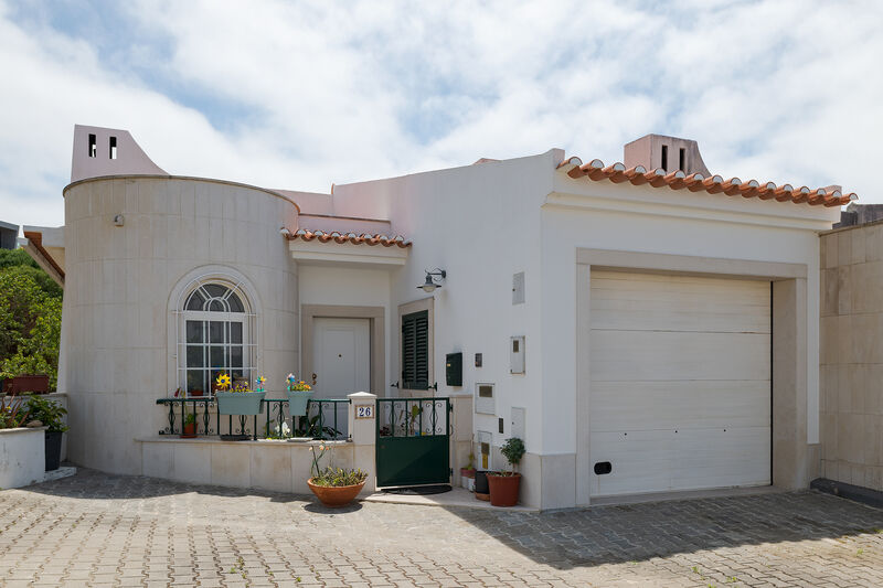 House 3 bedrooms Ericeira Mafra - marquee, sea view, swimming pool, central heating, garage