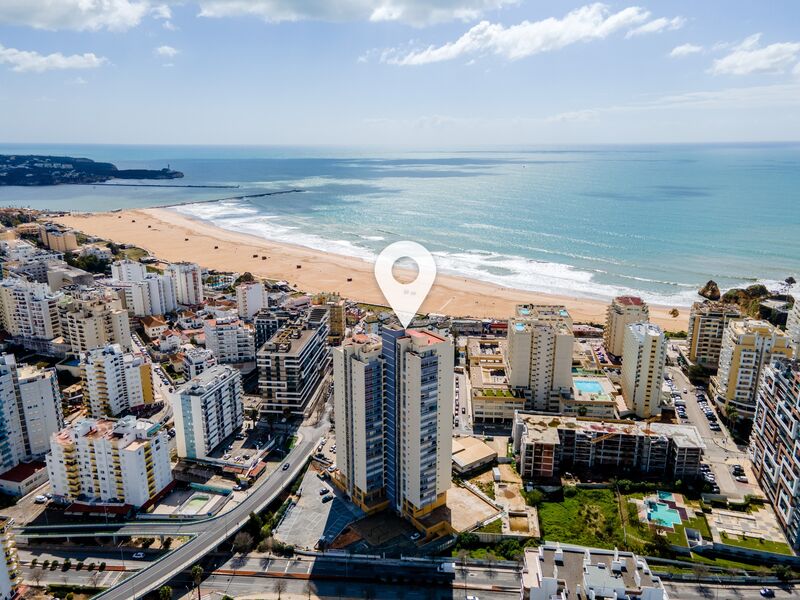 Apartment T0 Praia da Rocha Portimão - 4th floor, lots of natural light, terrace