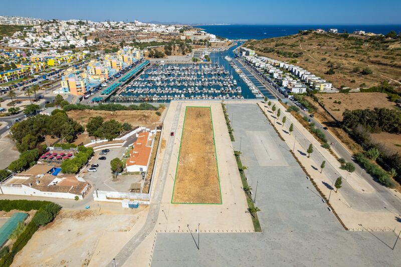 Lote de Terreno com 3 430 m²  em Albufeira