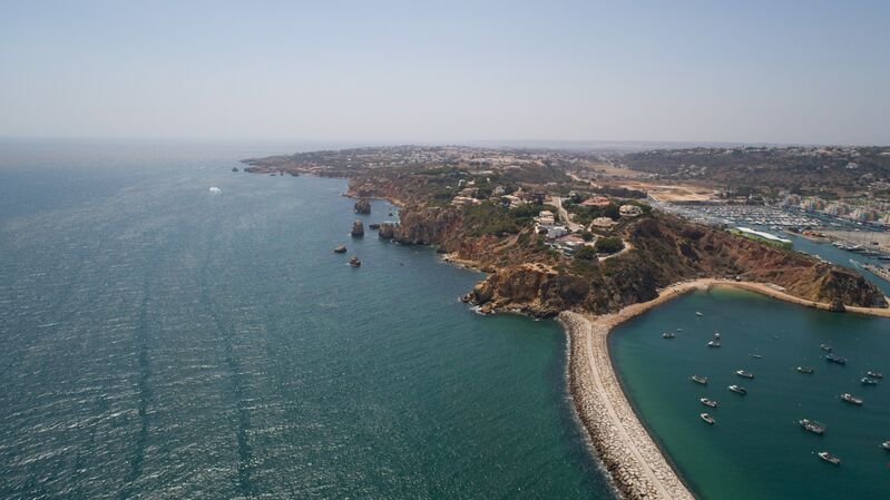 Lote de Terreno com 3 430 m²  em Albufeira