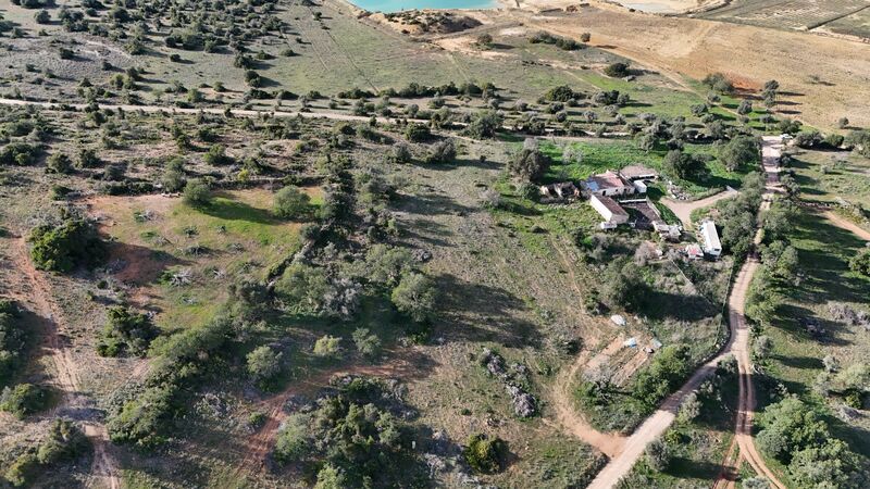 43 440 m²  Land plot with swimming pool in Silves