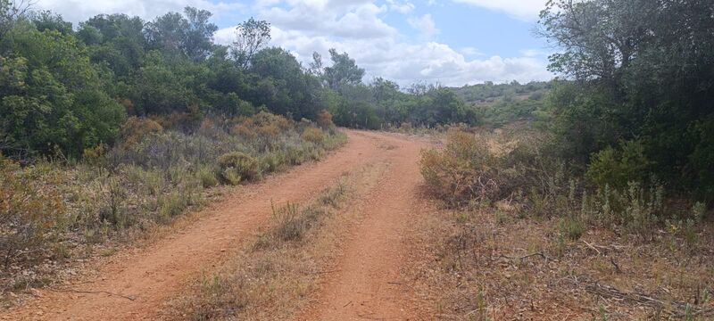 Land with 4520sqm Paderne Albufeira
