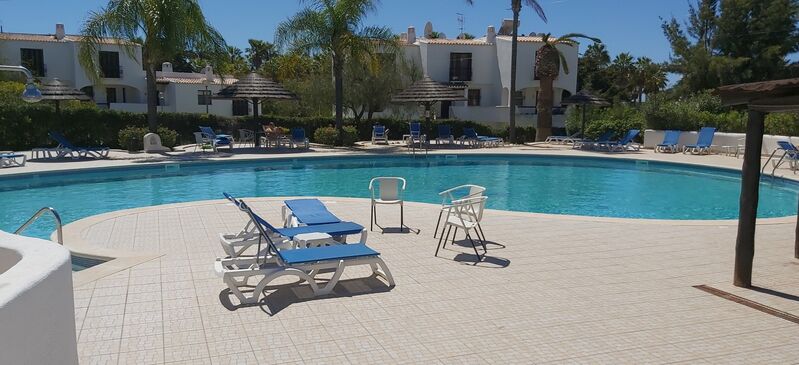 2 bedroom Apartment with swimming pool in Albufeira