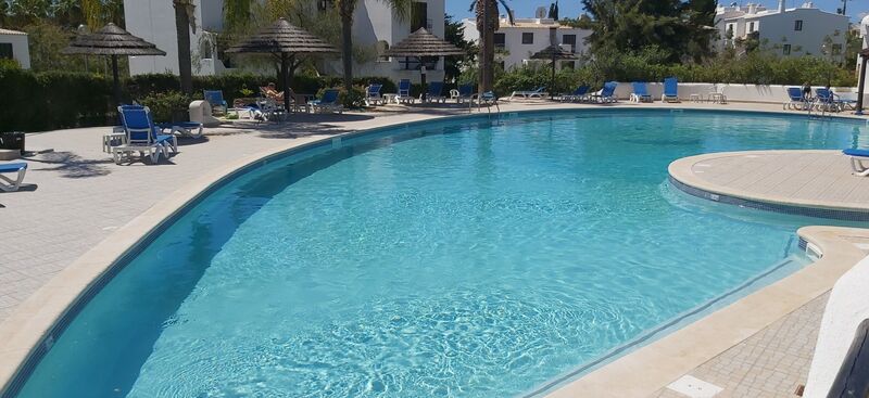 2 bedroom Apartment with swimming pool in Albufeira