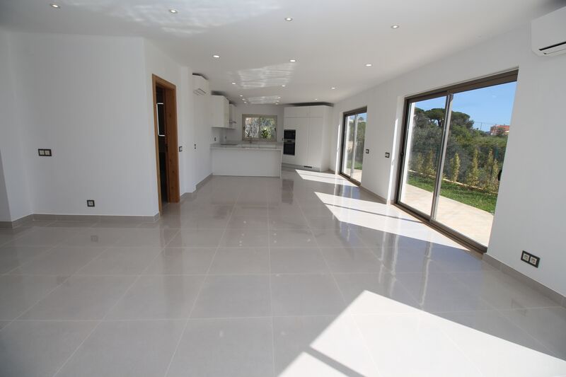 4 bedroom House with swimming pool in Albufeira