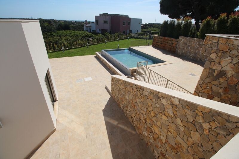 4 bedroom House with swimming pool in Albufeira