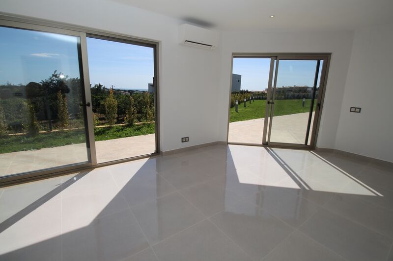 4 bedroom House with swimming pool in Albufeira