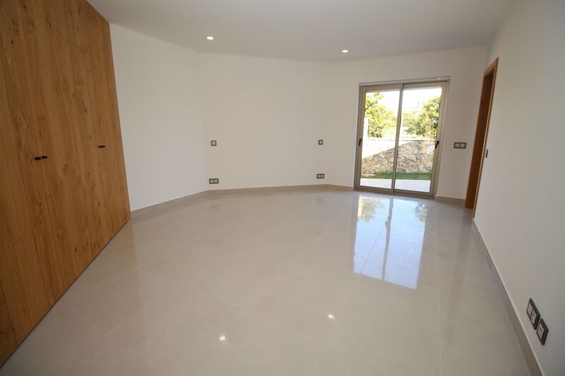 4 bedroom House with swimming pool in Albufeira