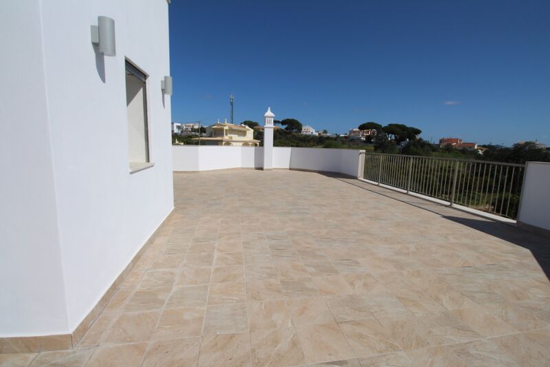 4 bedroom House with swimming pool in Albufeira