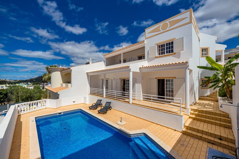 3 bedroom House with swimming pool in Albufeira