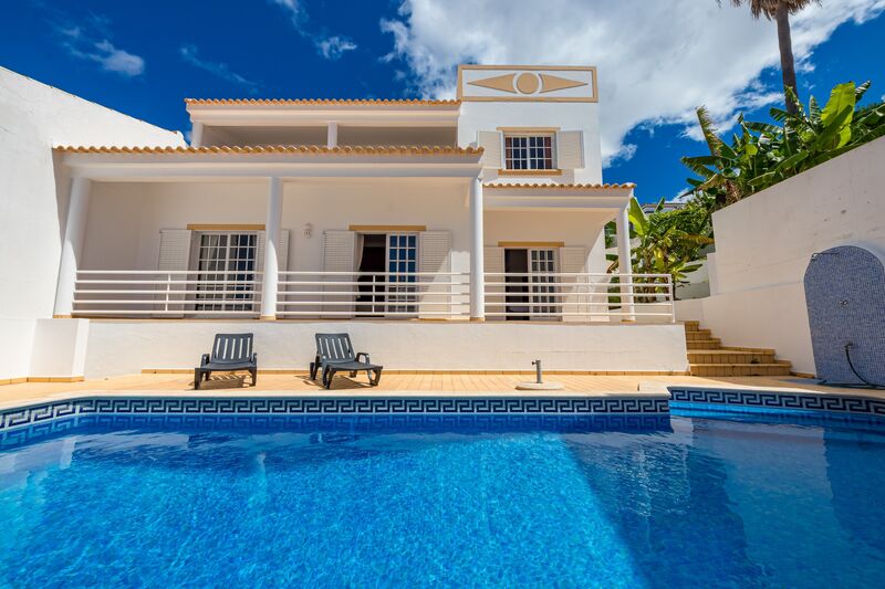 3 bedroom House with swimming pool in Albufeira