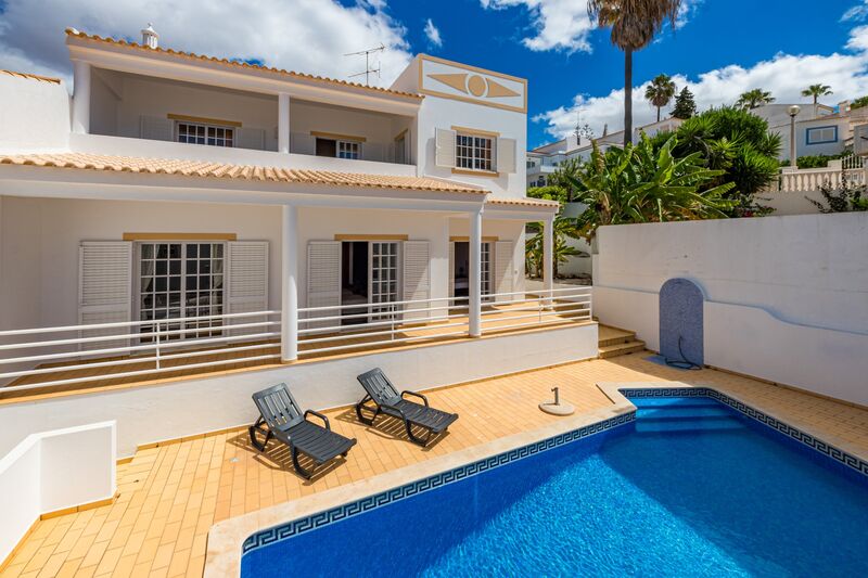 3 bedroom House with swimming pool in Albufeira