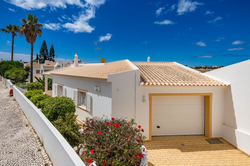 3 bedroom House with swimming pool in Albufeira