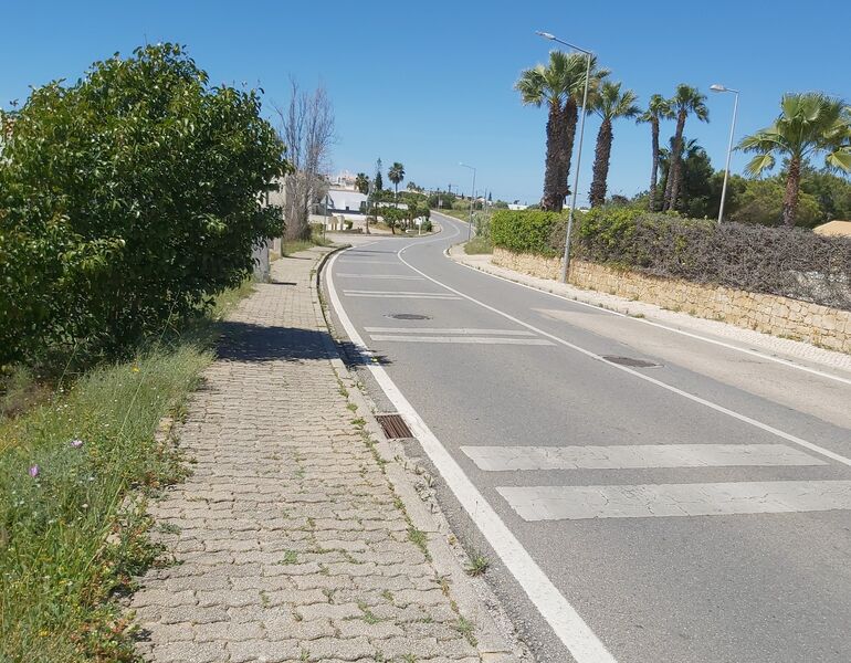 1 082 m²  Land plot in Albufeira