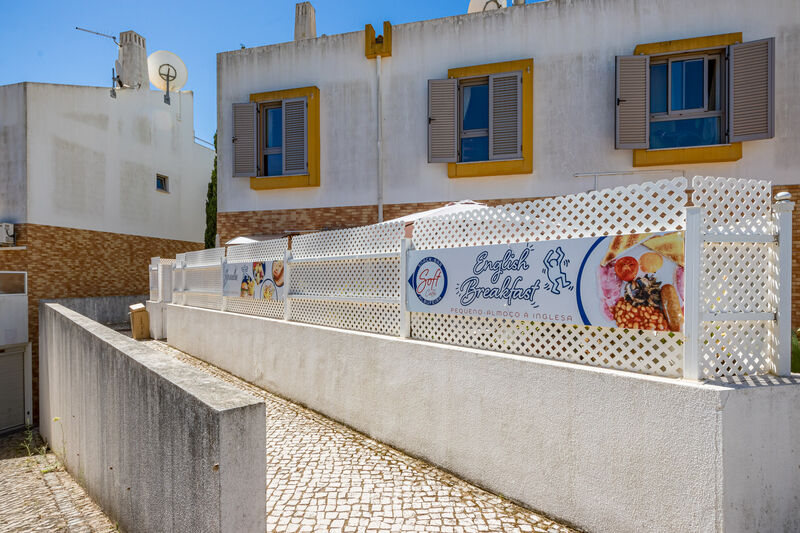  Commercial area in Albufeira