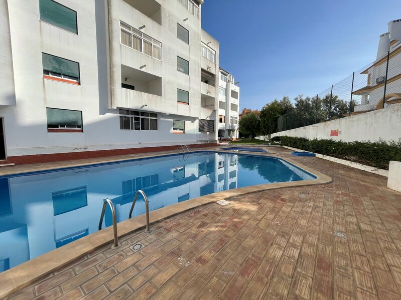 Apartamento T4 Duplex em bom estado Correeira Albufeira - lareira, terraços, piscina, garagem