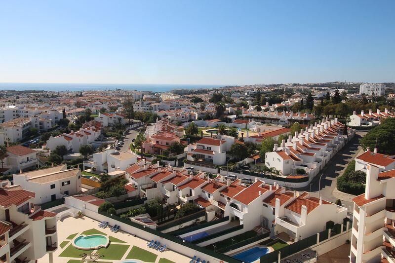 Apartamento com 2 quartos e piscina em Albufeira