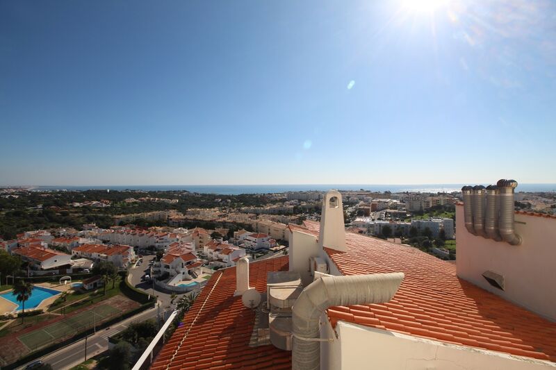 Apartamento com 2 quartos e piscina em Albufeira