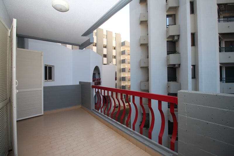 2 bedroom Apartment with swimming pool in Loulé