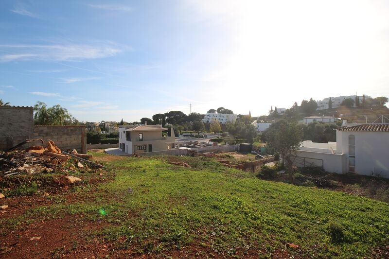 1 535 m²  Land plot in Albufeira