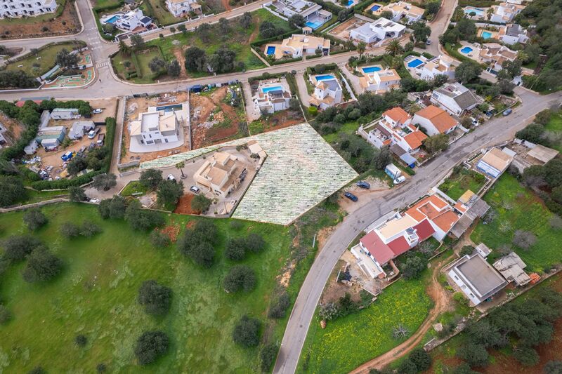 1 535 m²  Land plot in Albufeira