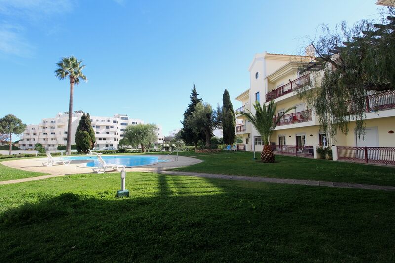 Apartment T2 Albufeira - terraces, garden, swimming pool, equipped, terrace, air conditioning