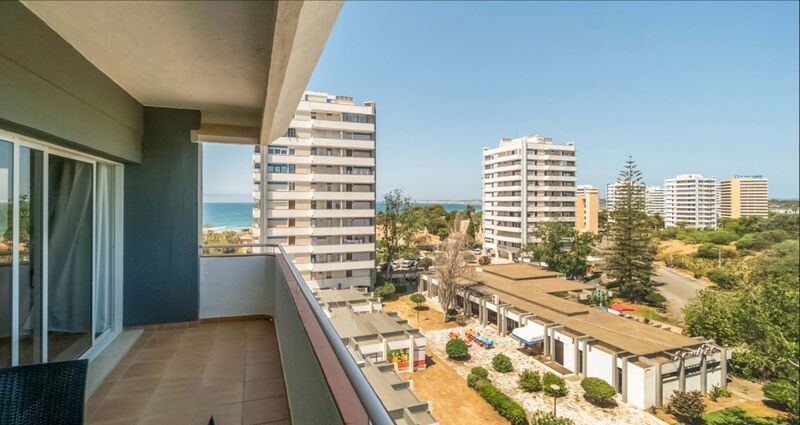 Apartment T0 sea view Alvor Portimão - sauna, turkish bath, furnished, sea view, swimming pool, balcony