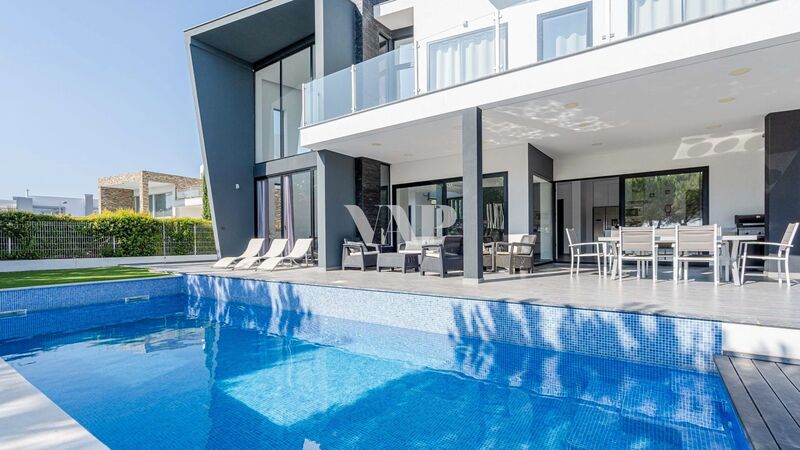 House/Villa 4 bedrooms Vilamoura Quarteira Loulé