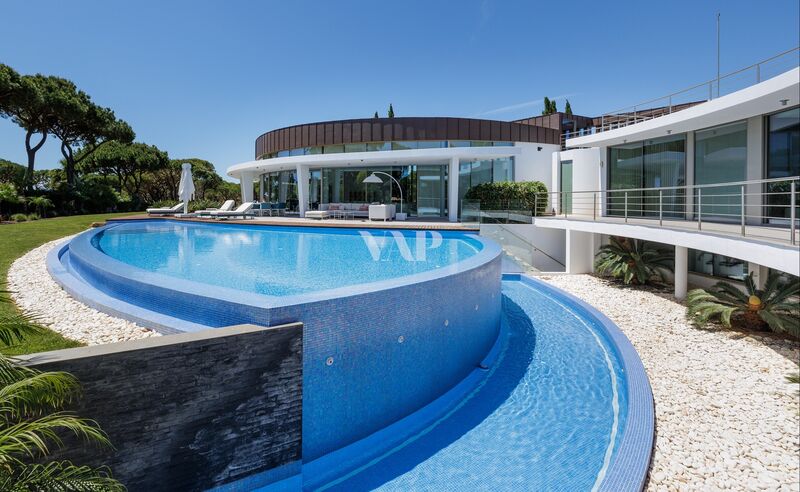 House Modern in the center 5 bedrooms Vilamoura Quarteira Loulé - swimming pool, garden, equipped