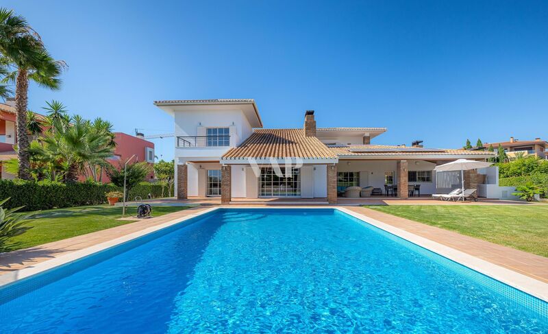 House/Villa 4 bedrooms Vilamoura Quarteira Loulé