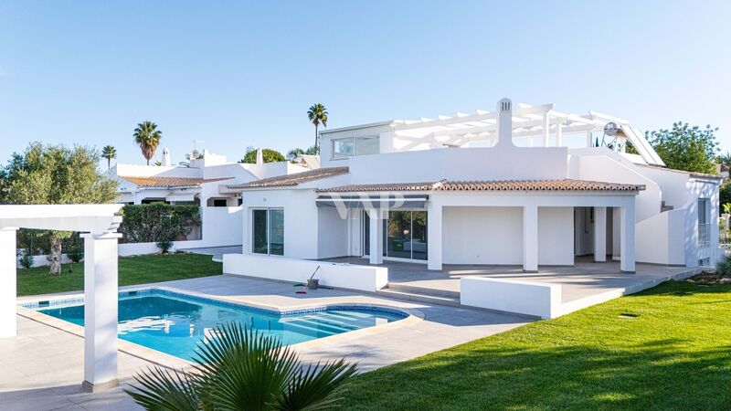 House/Villa 4 bedrooms Vilamoura Quarteira Loulé