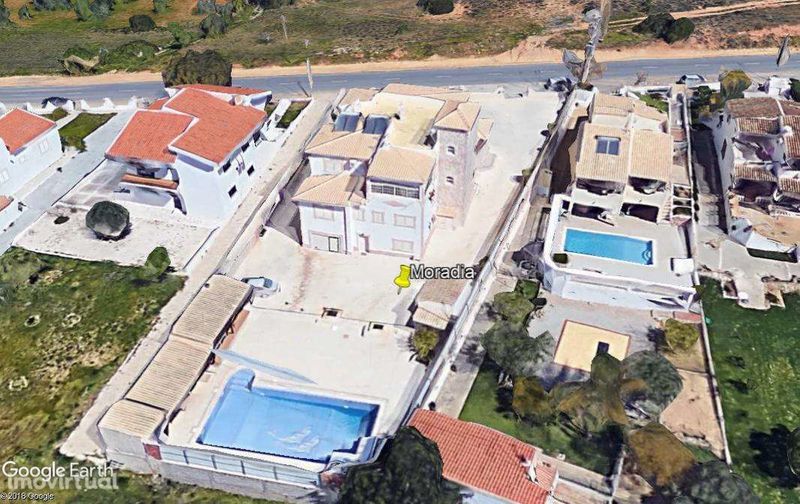 Moradia Isolada Albufeira e Olhos de Água - terraço, bbq, painel solar, piscina, garagem